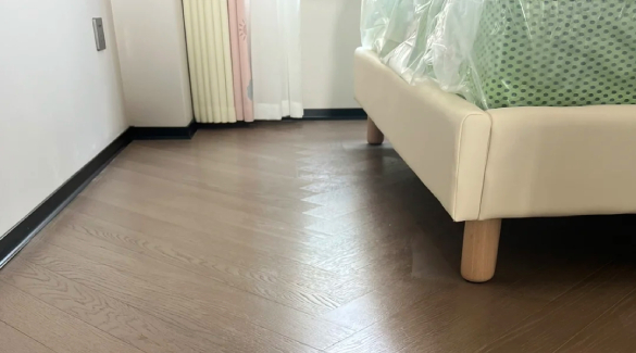 關(guān)于我家做的這個踢腳線確實很不錯呀！